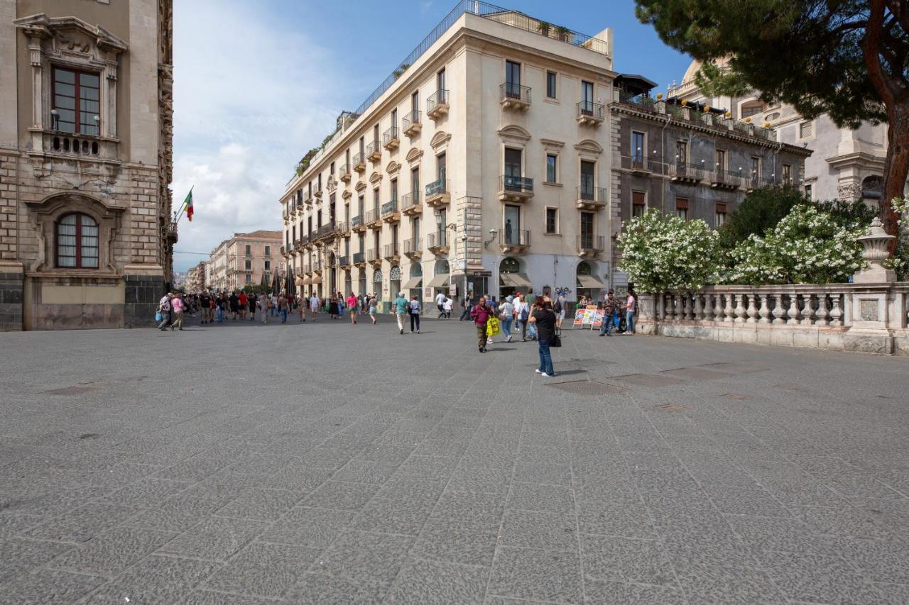 La Regina Del Duomo Catania Centro Hotell Exteriör bild