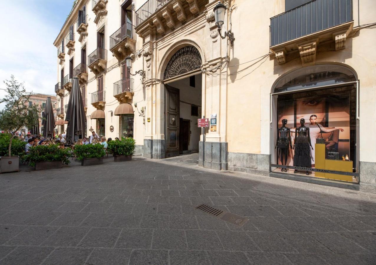 La Regina Del Duomo Catania Centro Hotell Exteriör bild